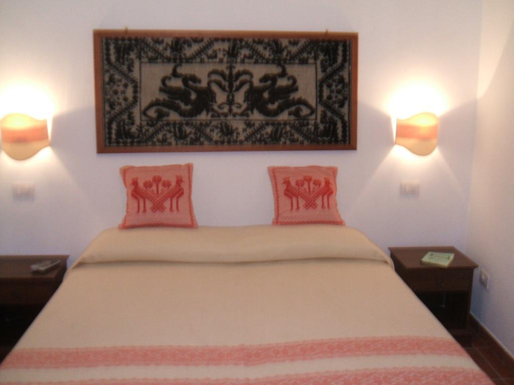 Su Cantaru Guesthouse Villanova Monteleone Exterior foto